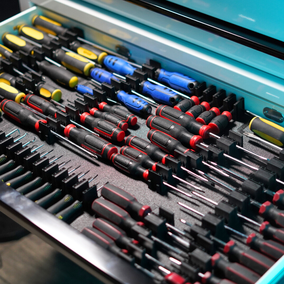 Screwdriver & Plier Bundle